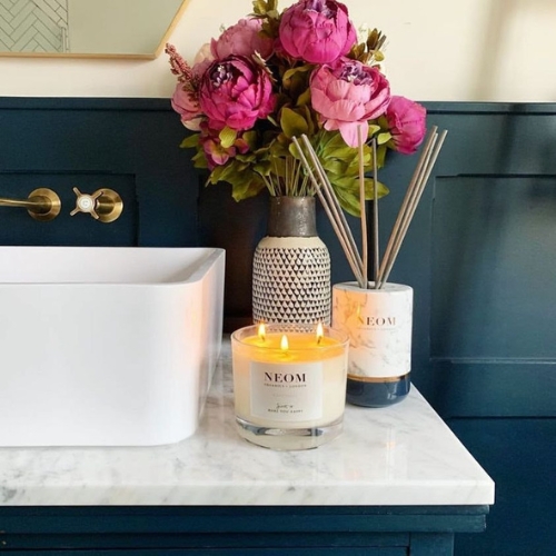 NEOM luxury candle FREE with Spa Package at City Retreat Spas Newcastle NEOM luxury candle FREE with Spa Package at City Retreat Spas Newcastle